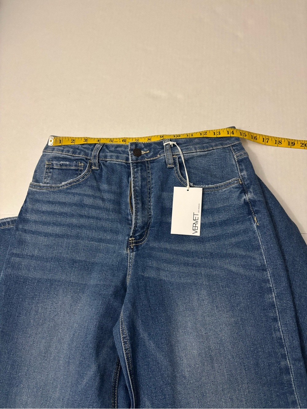 Vervet HIGH RISE LOOSE FIT JEANS Size 29 inseam 32.5 - Picture 4 of 10